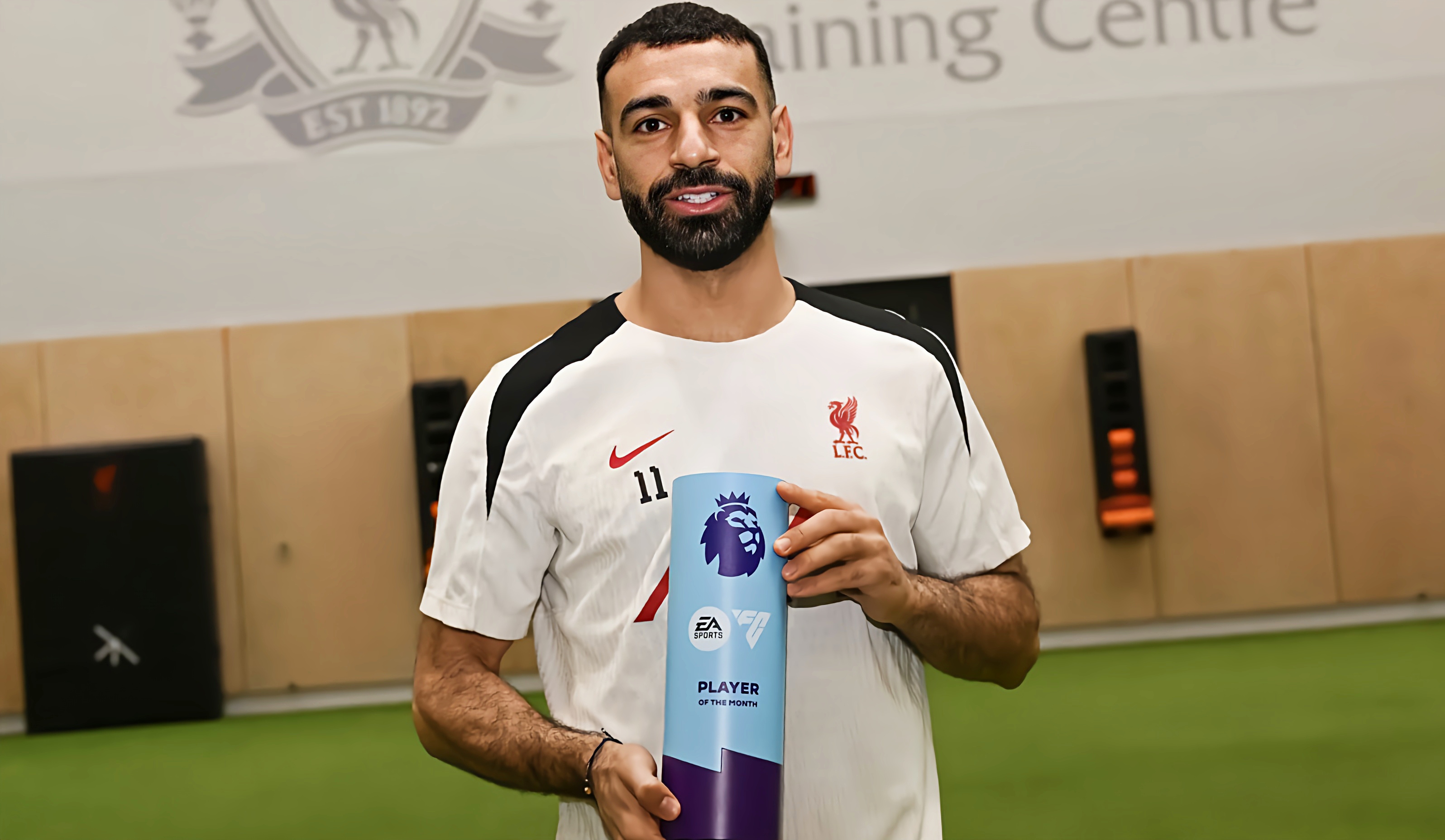 巴特勒巅峰对决，萨拉赫与80激战尤文图斯分钟，大胜胜负难料！